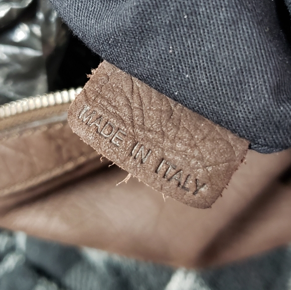 SOLD❗Givenchy Nightingale M Dark Brown - Picture 3 of 12